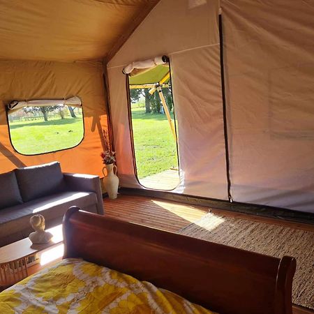 Camping De La Touche Ligueil Eksteriør bilde