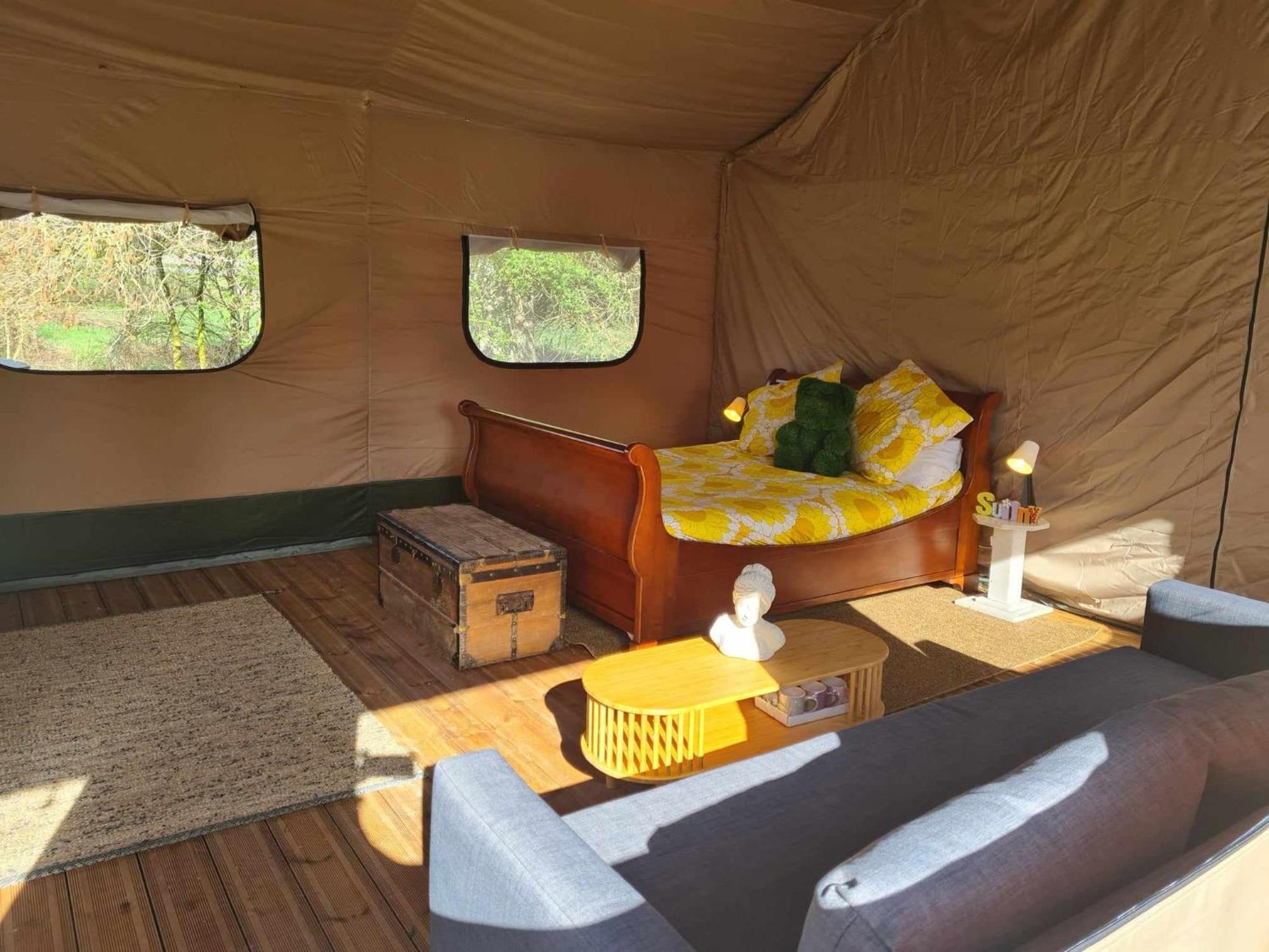 Camping De La Touche Ligueil Eksteriør bilde