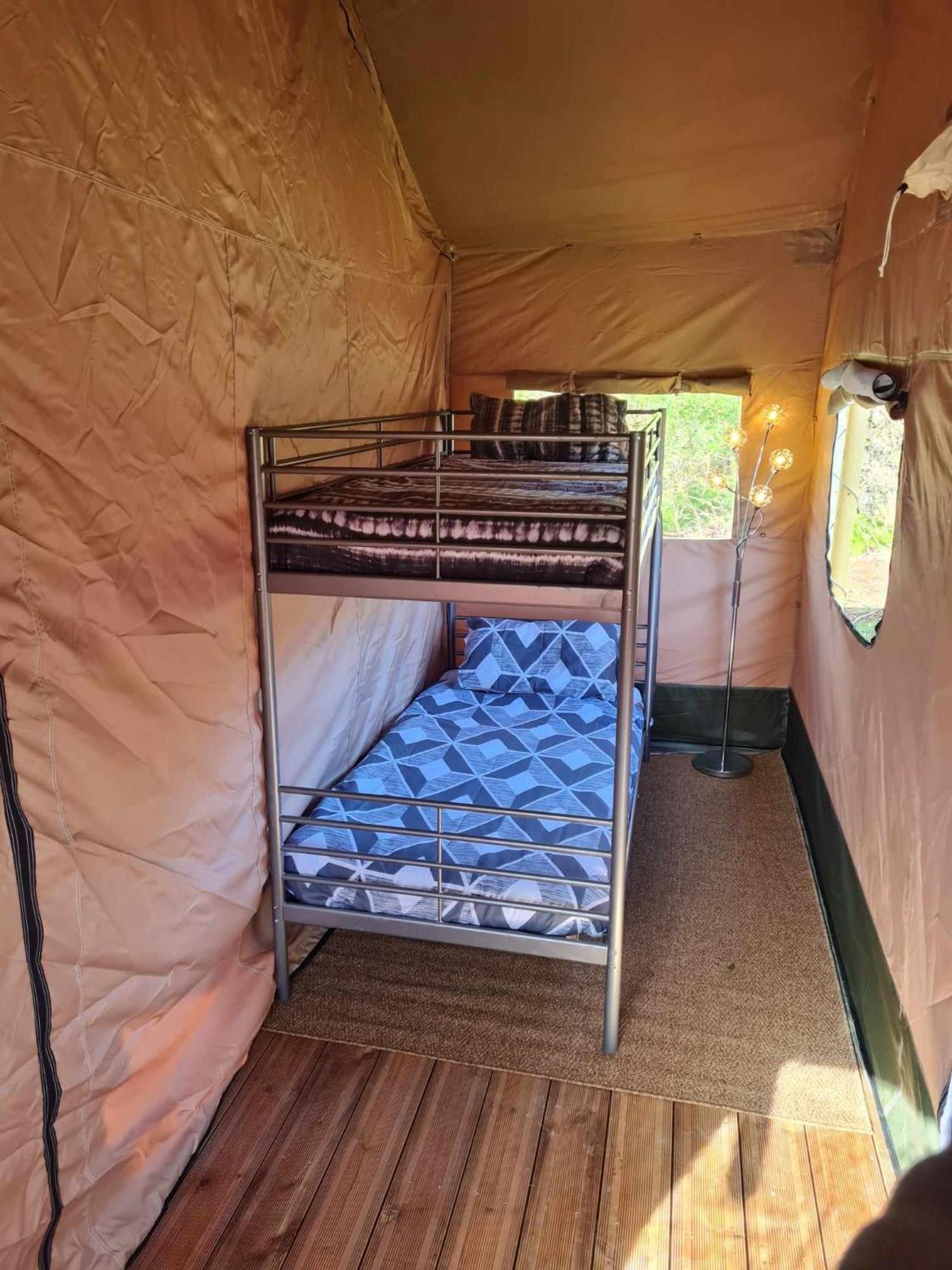 Camping De La Touche Ligueil Eksteriør bilde