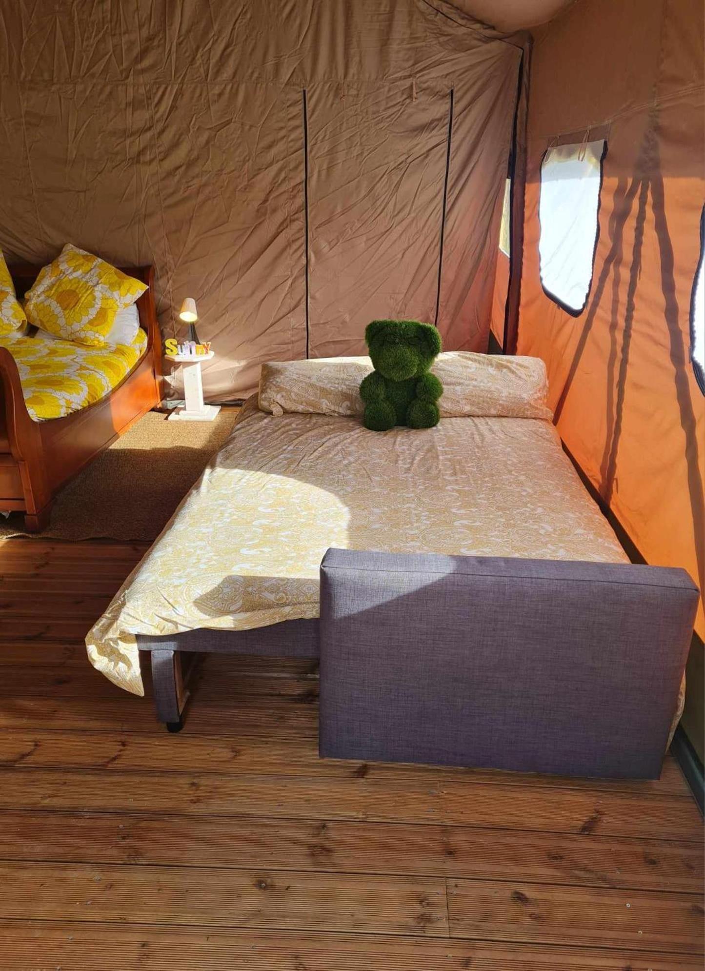 Camping De La Touche Ligueil Eksteriør bilde