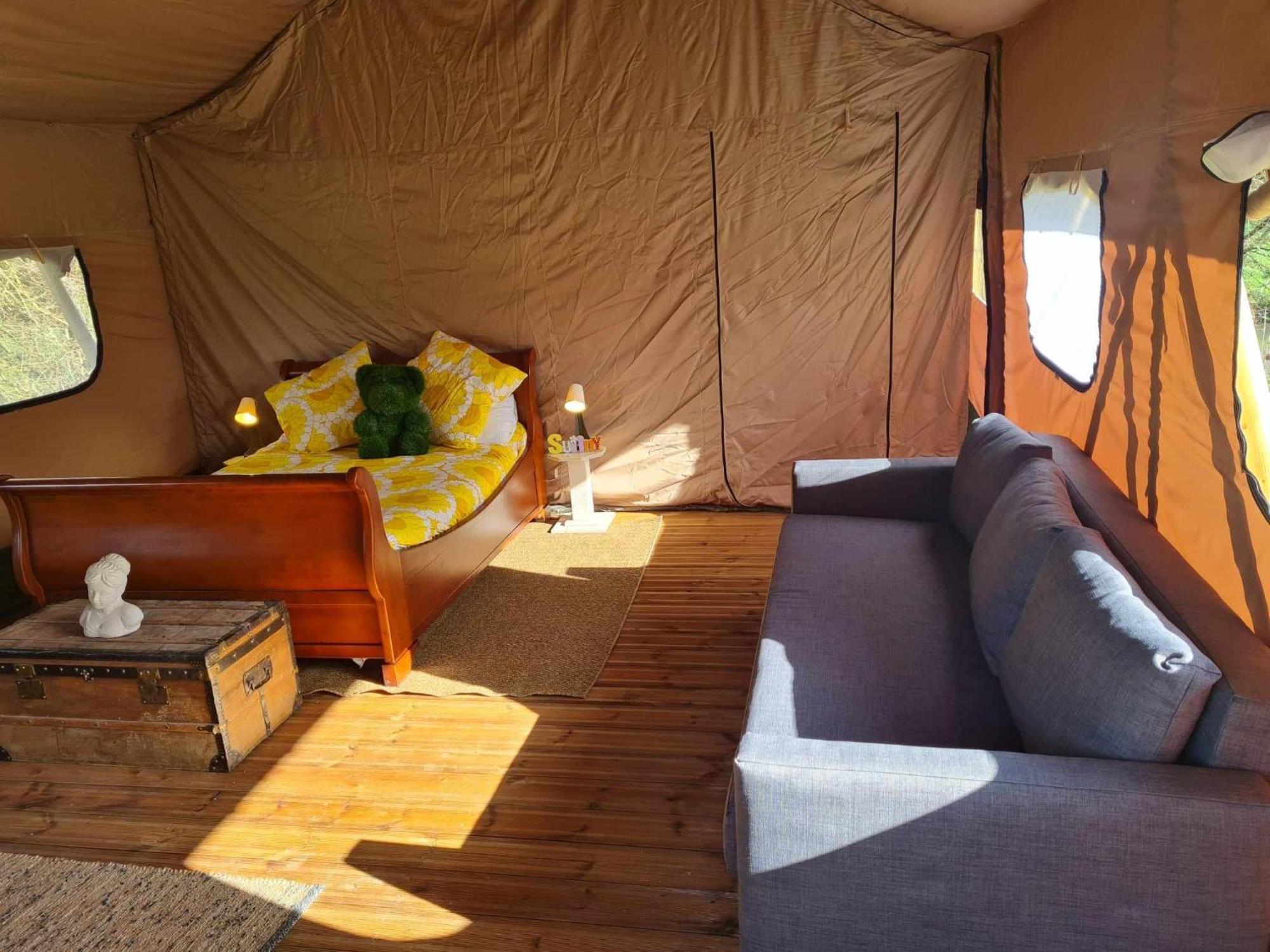 Camping De La Touche Ligueil Eksteriør bilde