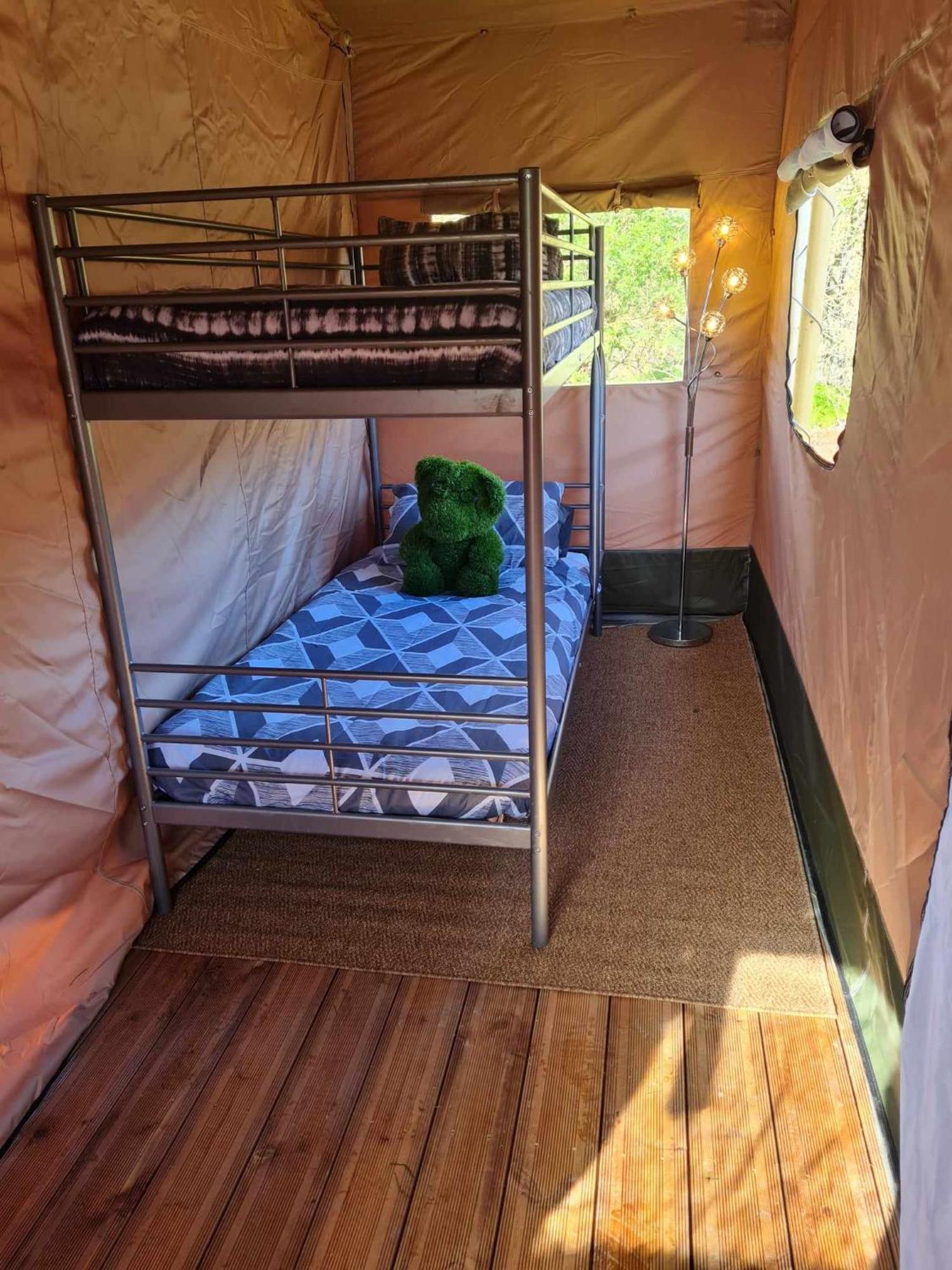 Camping De La Touche Ligueil Eksteriør bilde
